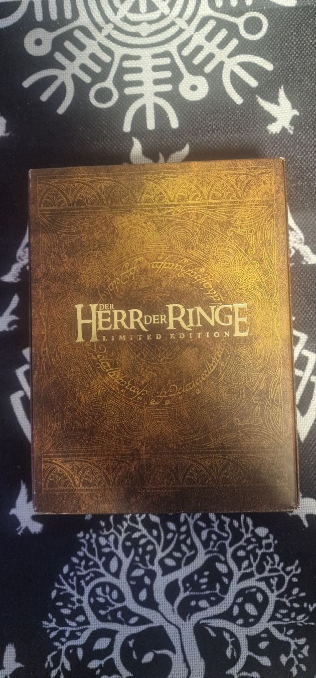 Tutti i DVDs: Der Herr der Ringe Limited Edition Trilogy Box DVD – Usato da Bremgarten AG venduto da Odin85 1