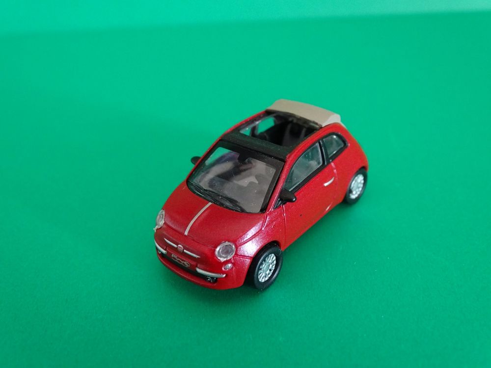 Cadeau de Naissance Fiat 500 L 1968 Bleu Pastel 1/18 Norev 187777