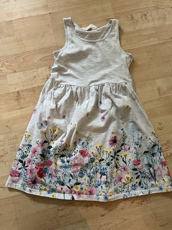 H&M Kleiderpakete & -sets: “2 Sommerkleider für Mädchen von H&M, Größe 122/128 – Gebraucht aus Zürich von Vma_reuse 5