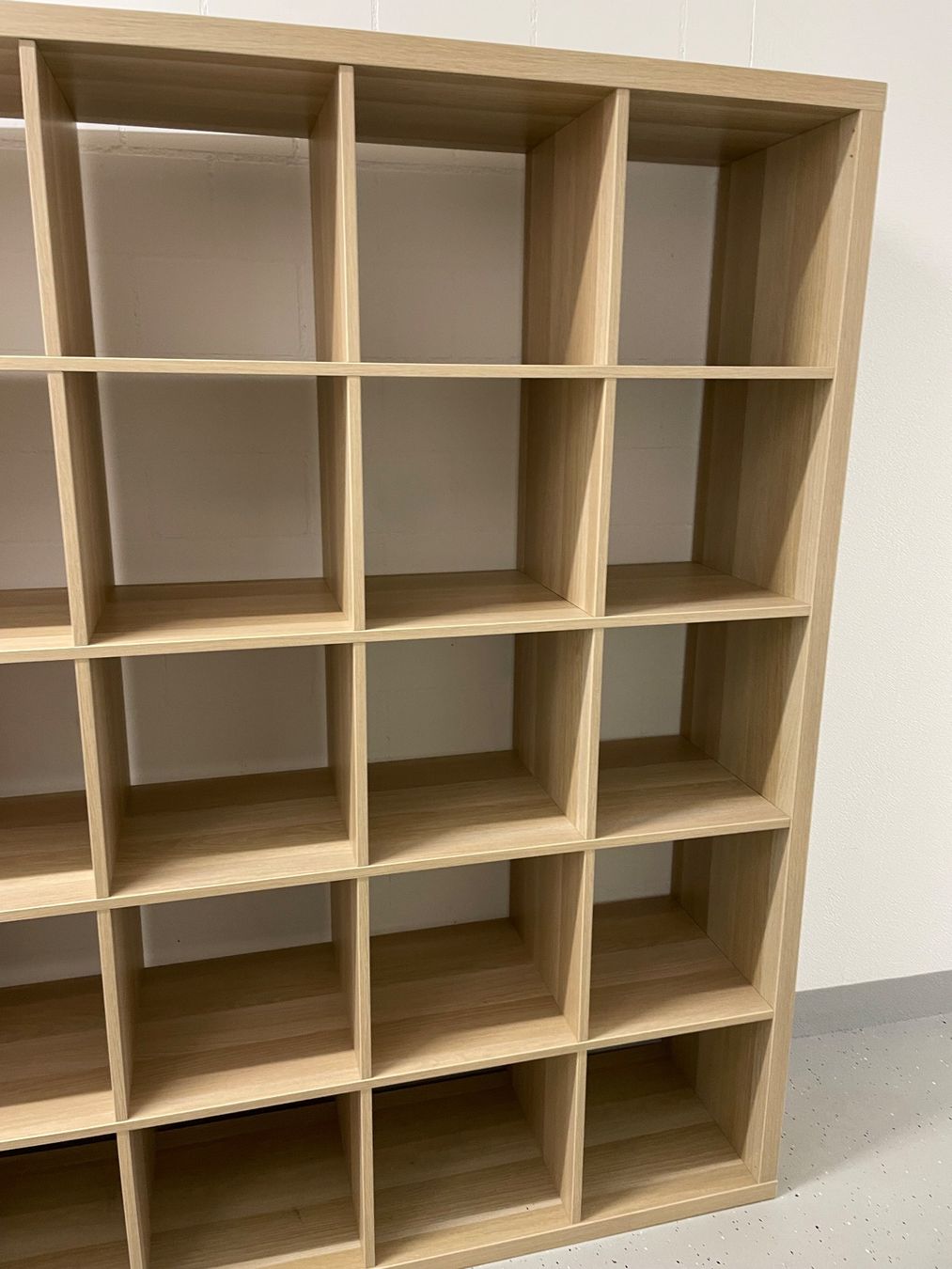 Ikea Regale: Möbel: Kalax 5 x 5 er, von Ikea: Farbe Eiche – Neu (gemäss Beschreibung) aus Cham von 2eye 2