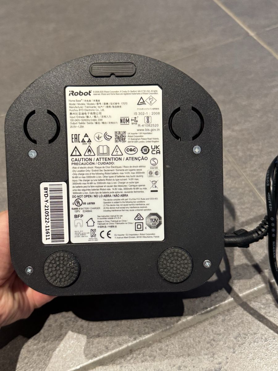 Irobot Staubsauger & Zubehör: iRobot Roomba Ladestation mit Netzteil – Gebraucht aus Scherz von spike22.5 1