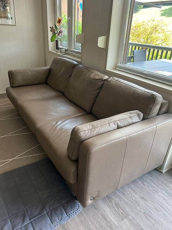 Poltrone: Stressless Sofa mit Sessel – Usato da Kleinlützel venduto da Cecconpe 2
