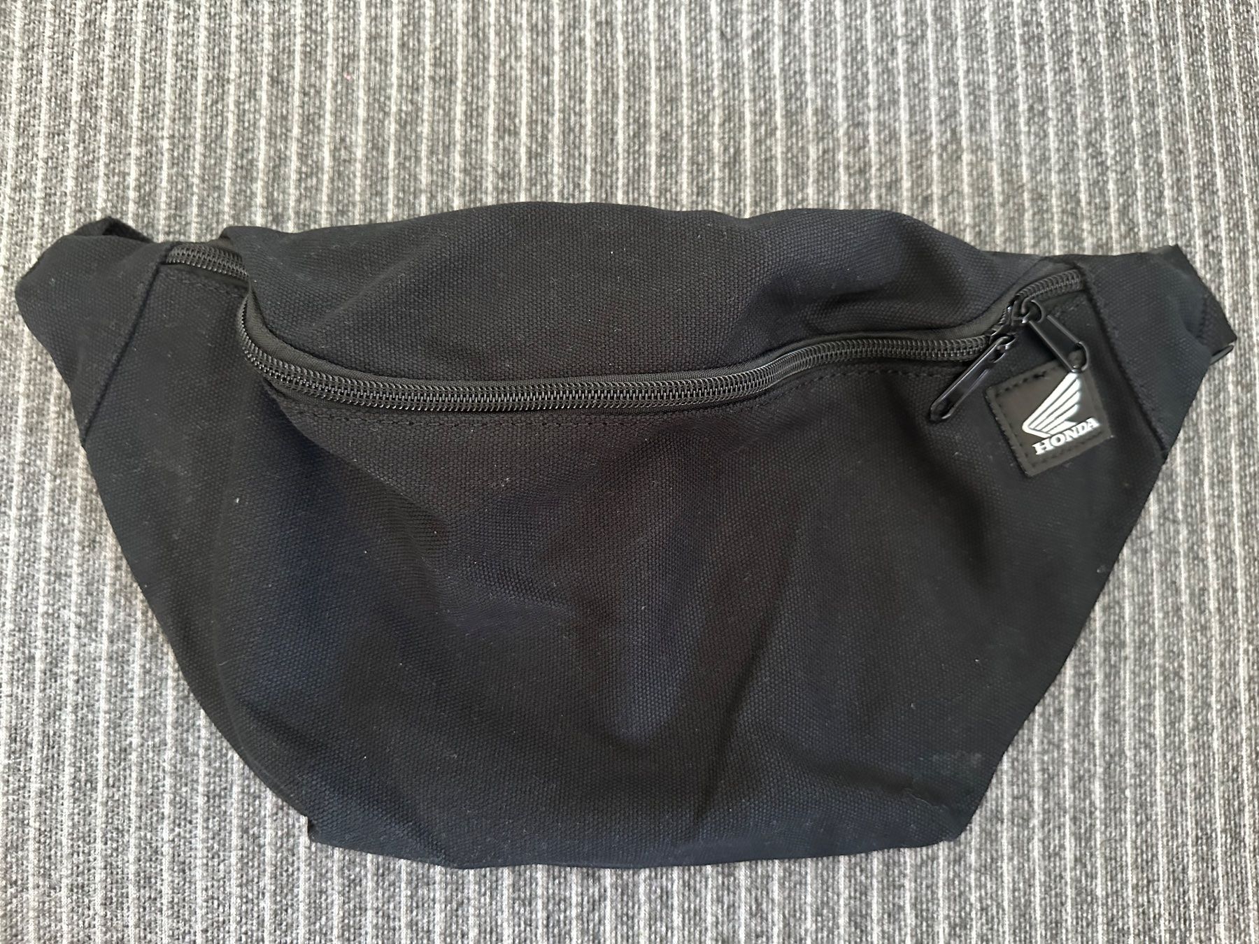 Honda Borse: Motorrad-Bauchtasche von Honda – Nuovo (secondo la descrizione) da Dierikon venduto da Butcherboy