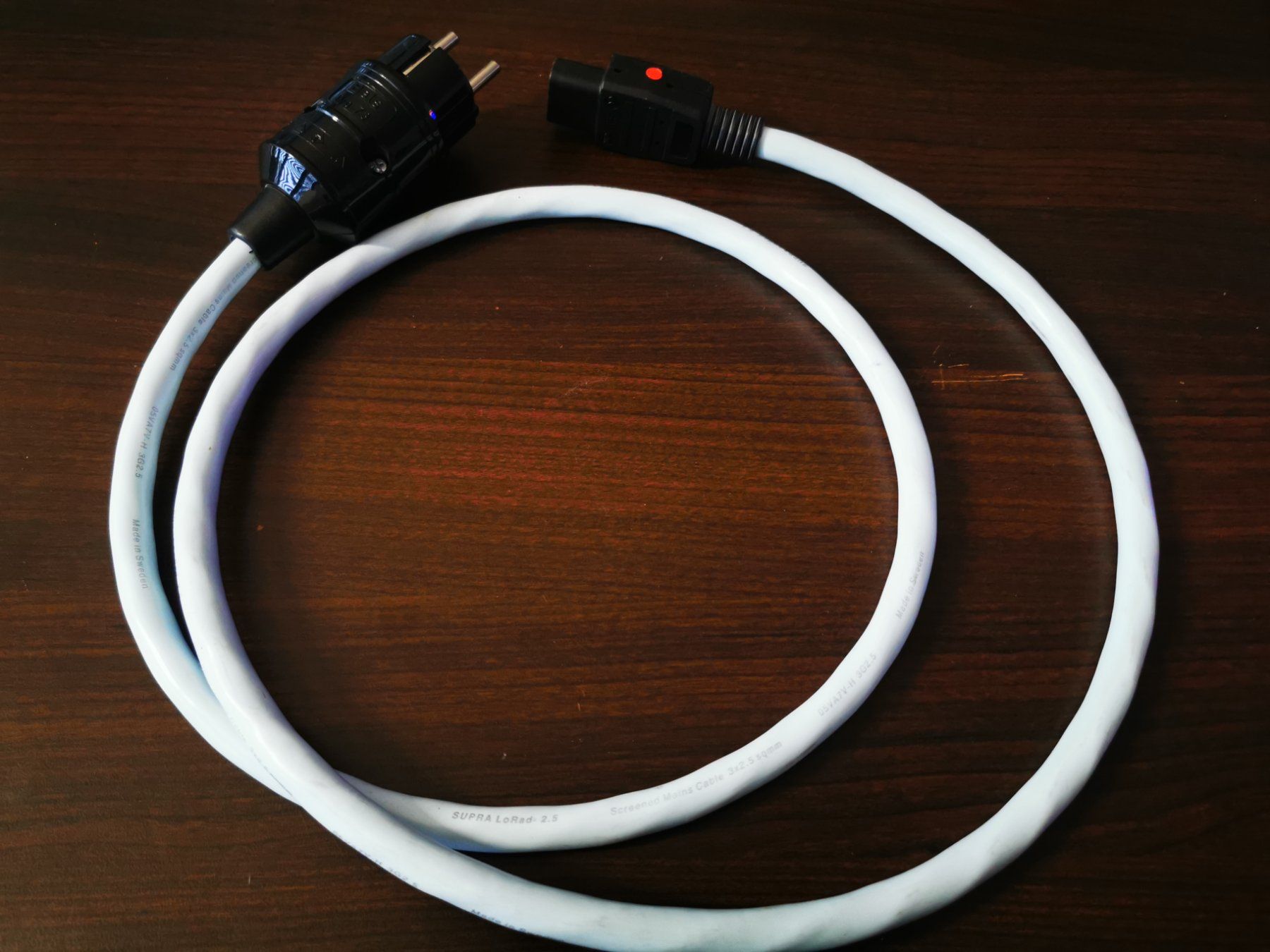 Cavi: SUPRA LoRad 2.5 Netzkabel SCHUKO 1.5 Meter – Usato da Bellmund venduto da nikitanikita