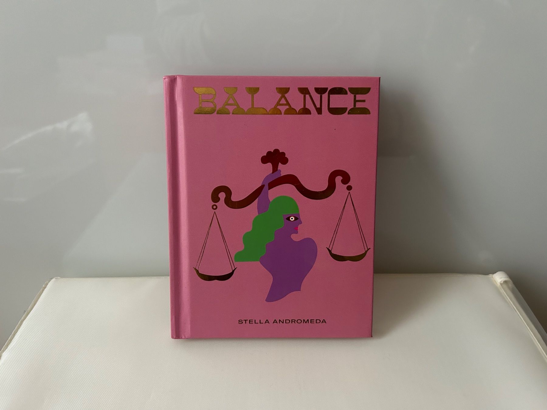 Libri: Book livre zodiac balance libra tres joli comme neuf – Nuovo (secondo la descrizione) da Muzzano venduto da Sidney_3