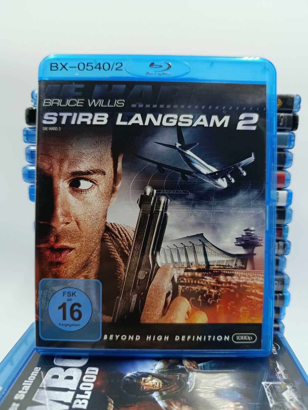 Tutti i DVDs: Stirb Langsam 2 Blu-Ray Film – Usato da Wil SG venduto da Donaldus