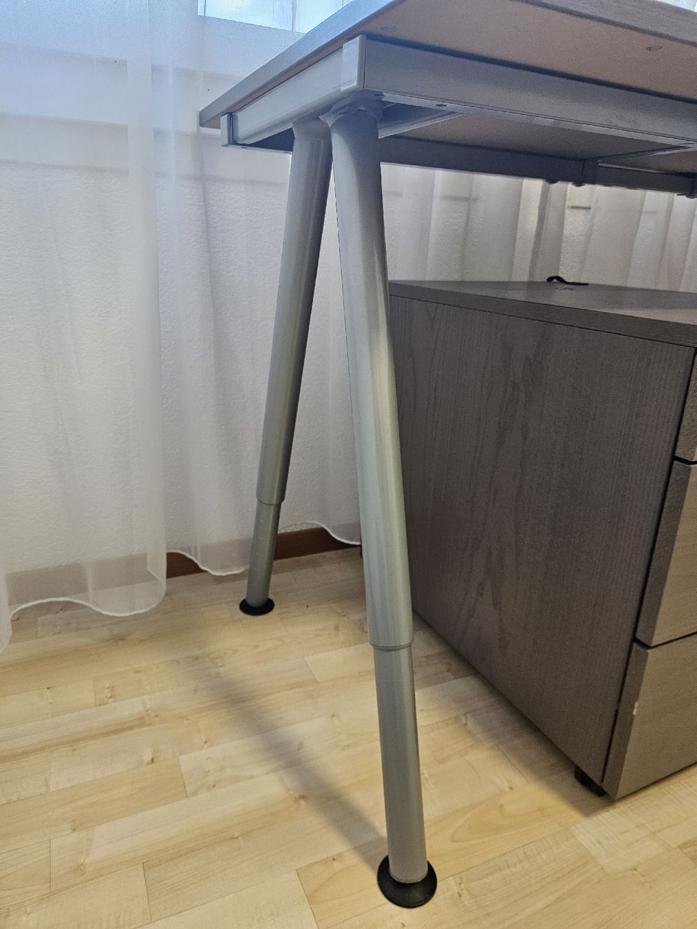 Schreibtische: Bürotisch L-Form – Gebraucht aus Dagmersellen von ChregiBume 1
