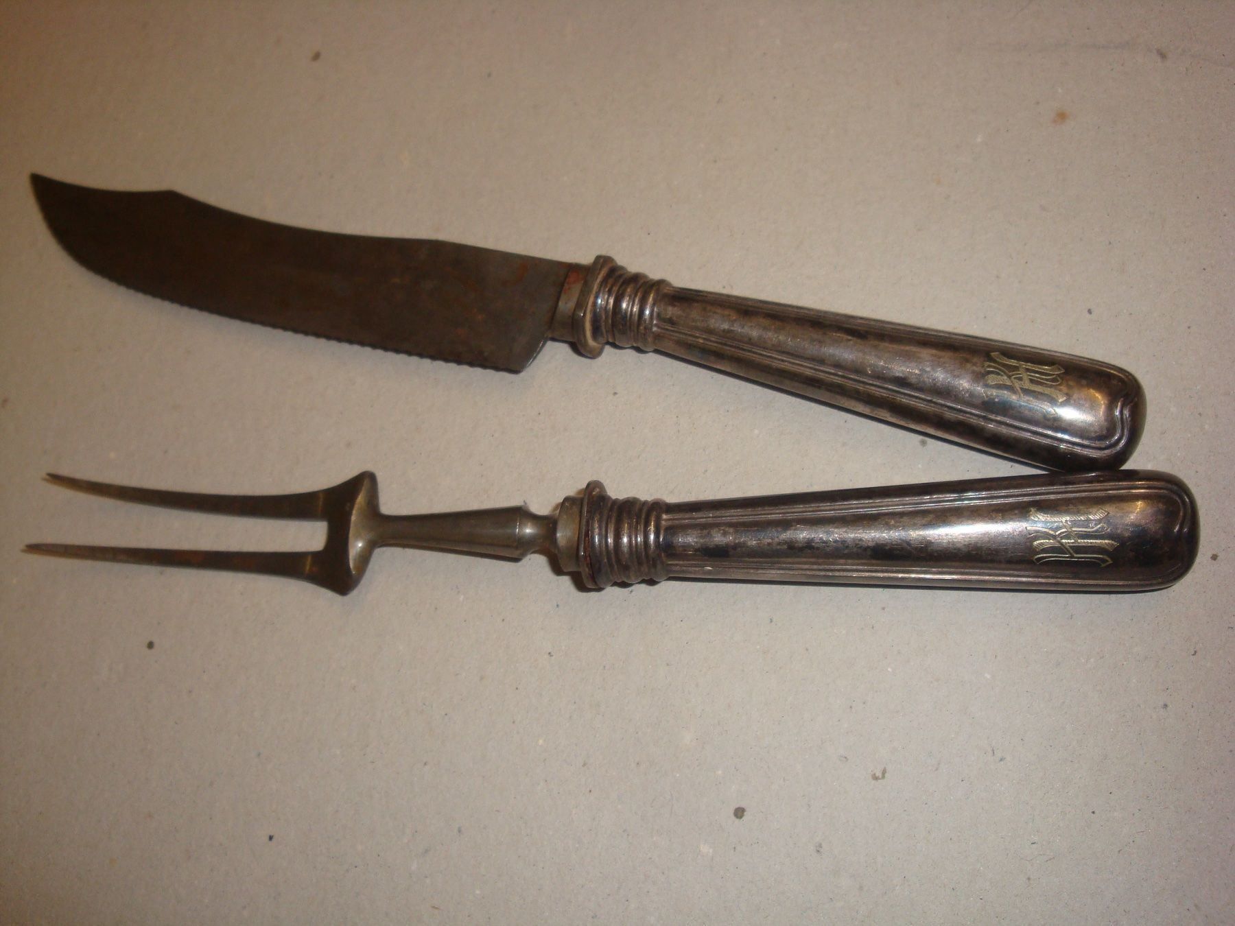 Set di posate: Vorlegebesteck, Gabel/Tranchiermesser – Usato da häusernmoos venduto da buc_8ftk 2