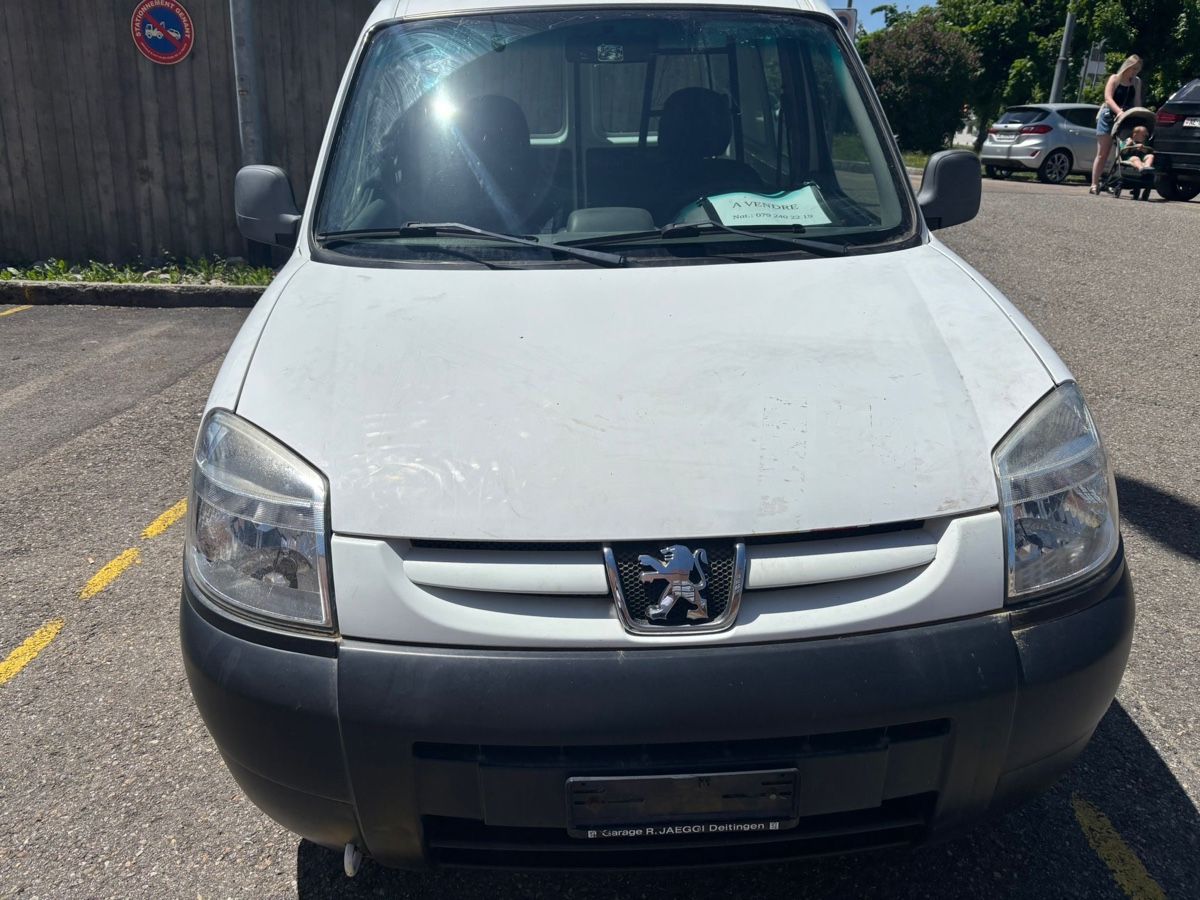 Peugeot Veicoli commerciali: Peugeot partner – Usato da La Chaux-de-Fonds venduto da Transportchezmax 2