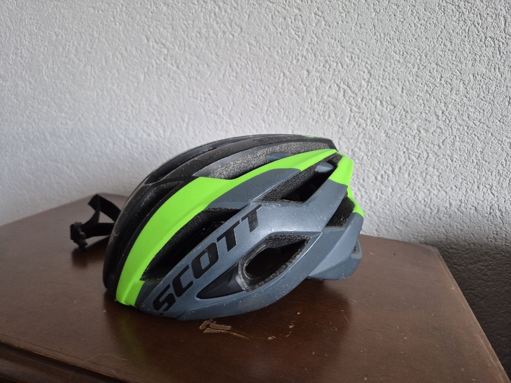 Scott Caschi: Kinder Velohelm Scott Grösse S 51-55 – Usato da neuenhof venduto da spliffsta88 1