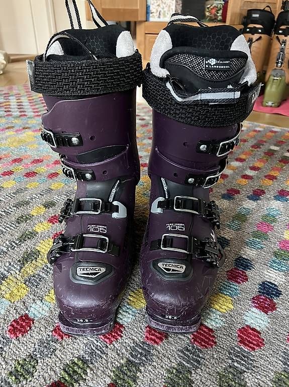 Scarpe da uomo: Skitourenschuhe 26 26.5 – Usato da Bern venduto da Ovorocks