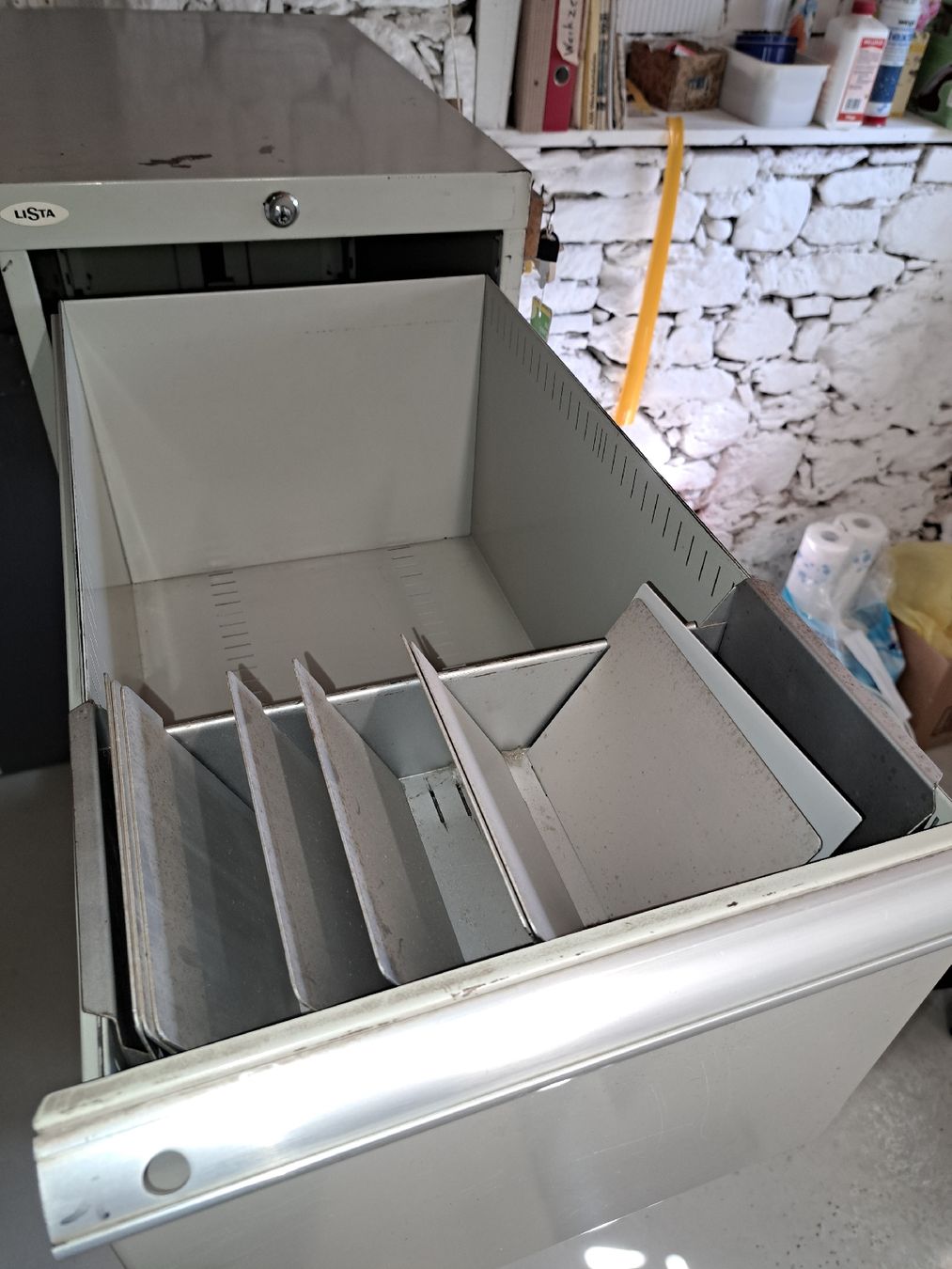 Armadi: Schubladenschrank – Usato da Sulgen venduto da Alexander250 2