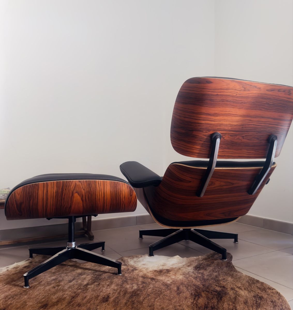 Liegen & Liegestühle: Design Lounge Sessel mit Ottoman – Gebraucht aus Perly von Mudre 5