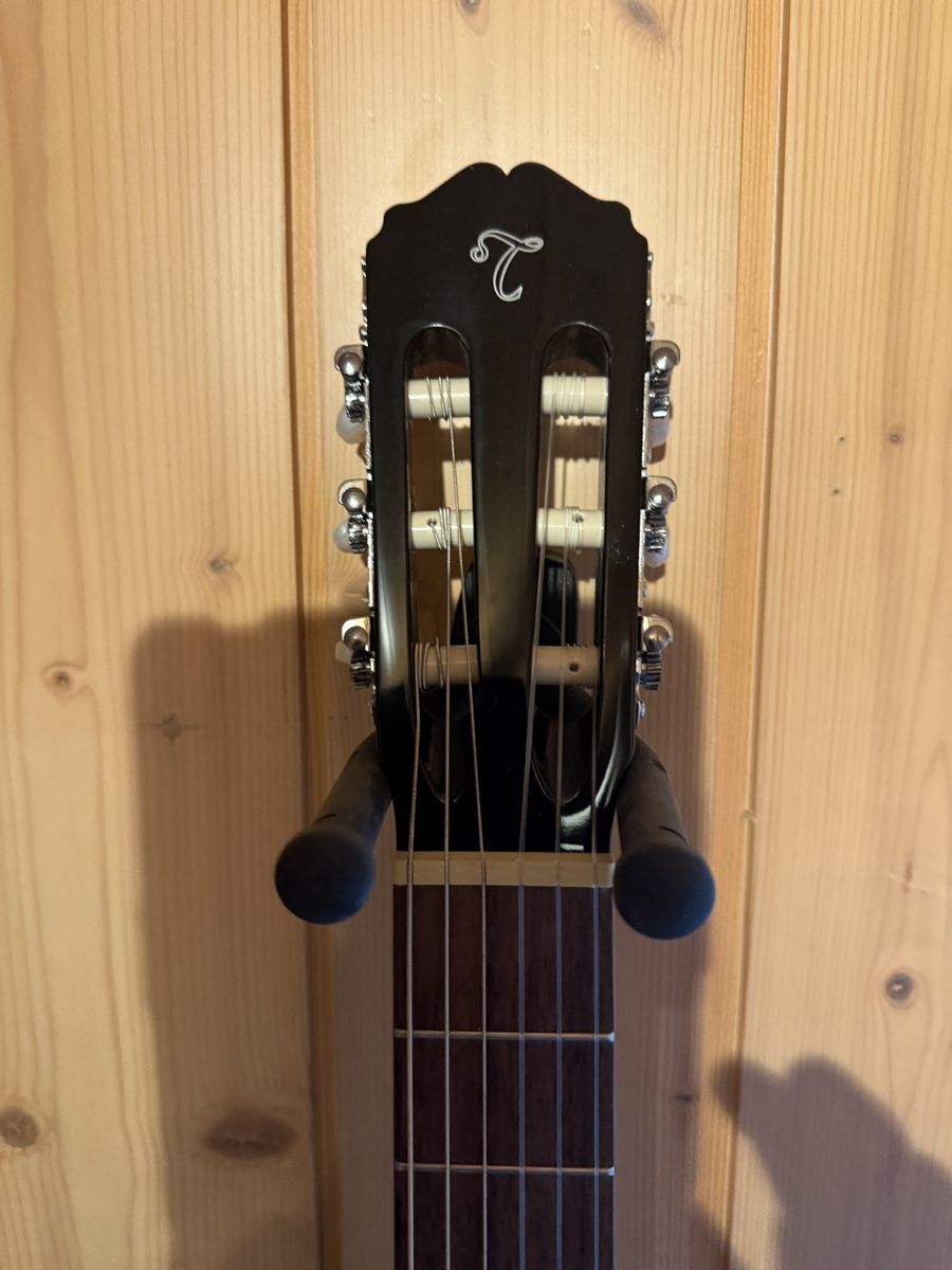 Takamine Musikinstrumente: Takamine Konzertgitarre GC2CE-B – Neu (gemäss Beschreibung) aus Toffen von Samson74 1