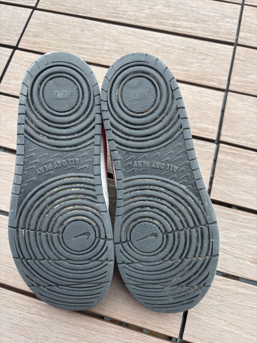 Herrenschuhe: Baskets Nike Air Jordan gris clair  35.5 – Gebraucht aus Biel/Bienne von Lorenzo2014 3