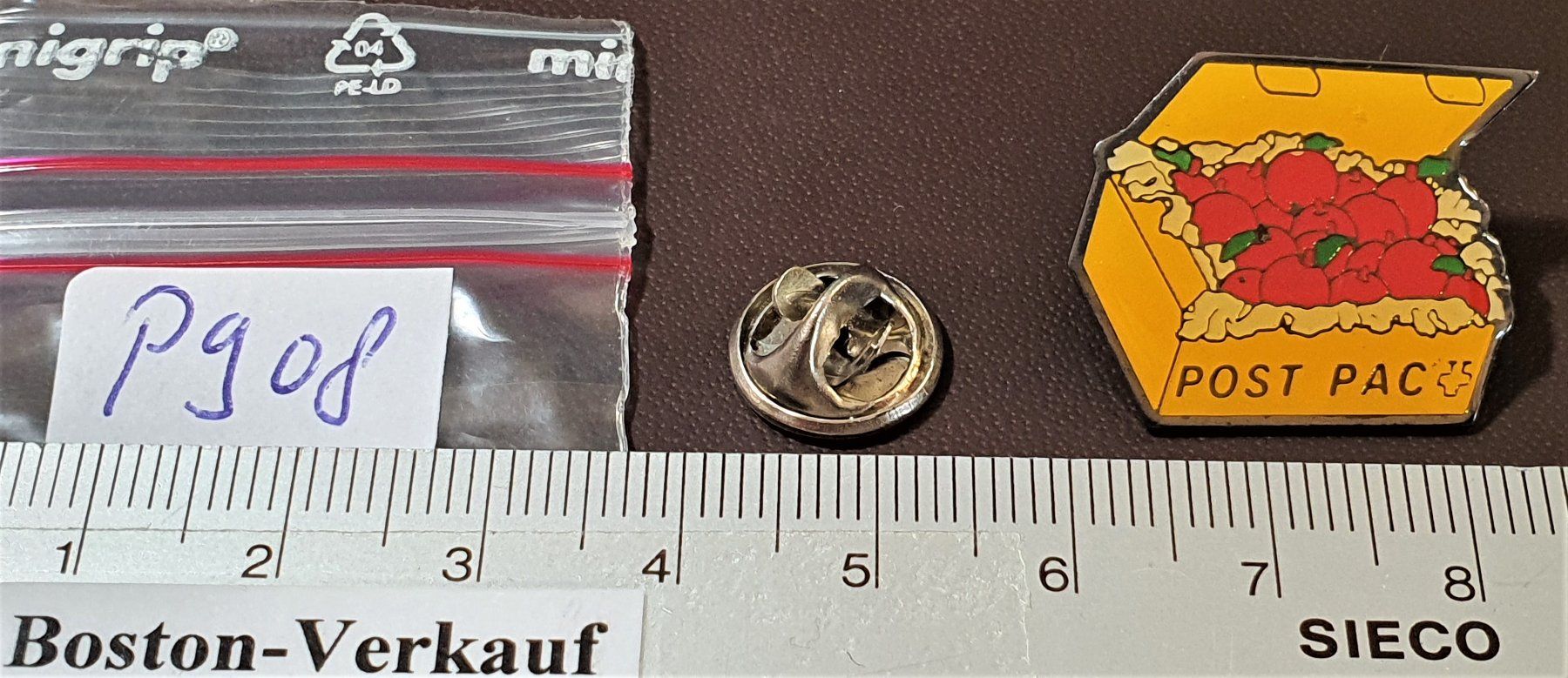 Placchette & Badge: P908 - Pin PTT Post Pac – Usato da Reinach BL venduto da Boston-Verkauf 1
