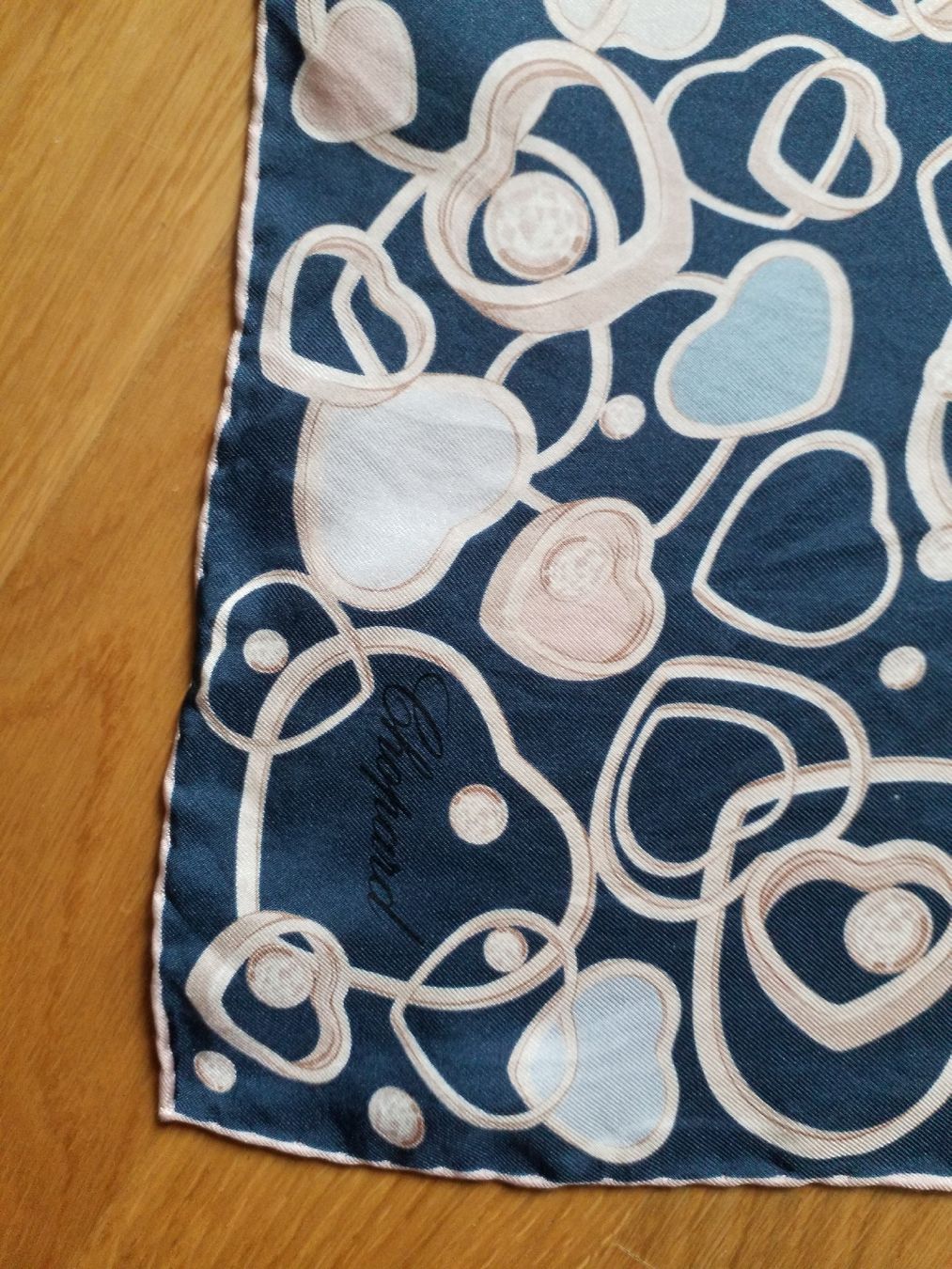 Chopard Foulards & écharpes: chopard silk scarf  – Neuf (Voir description) à Luzern par _Lobster_ 1