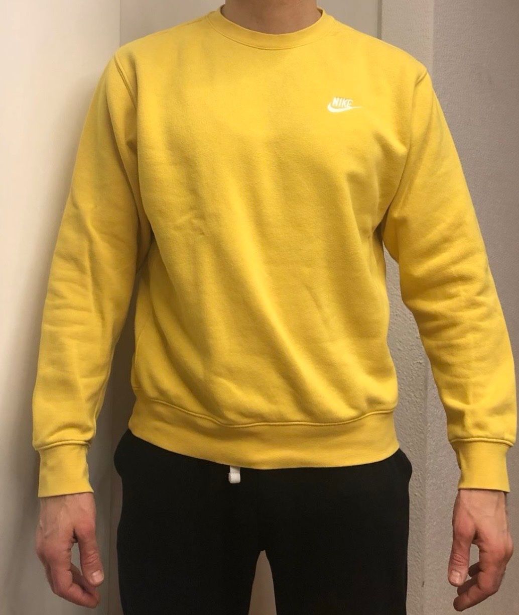 Nike Maglioni & Felpe: Nike Pulli gelb – Usato da Luzern venduto da Clyde28 2