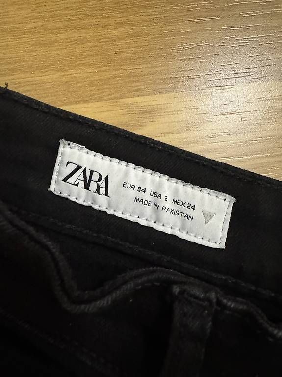 Jeans: Zara Jeans – Usato da Laufen venduto da dur_6vym 1