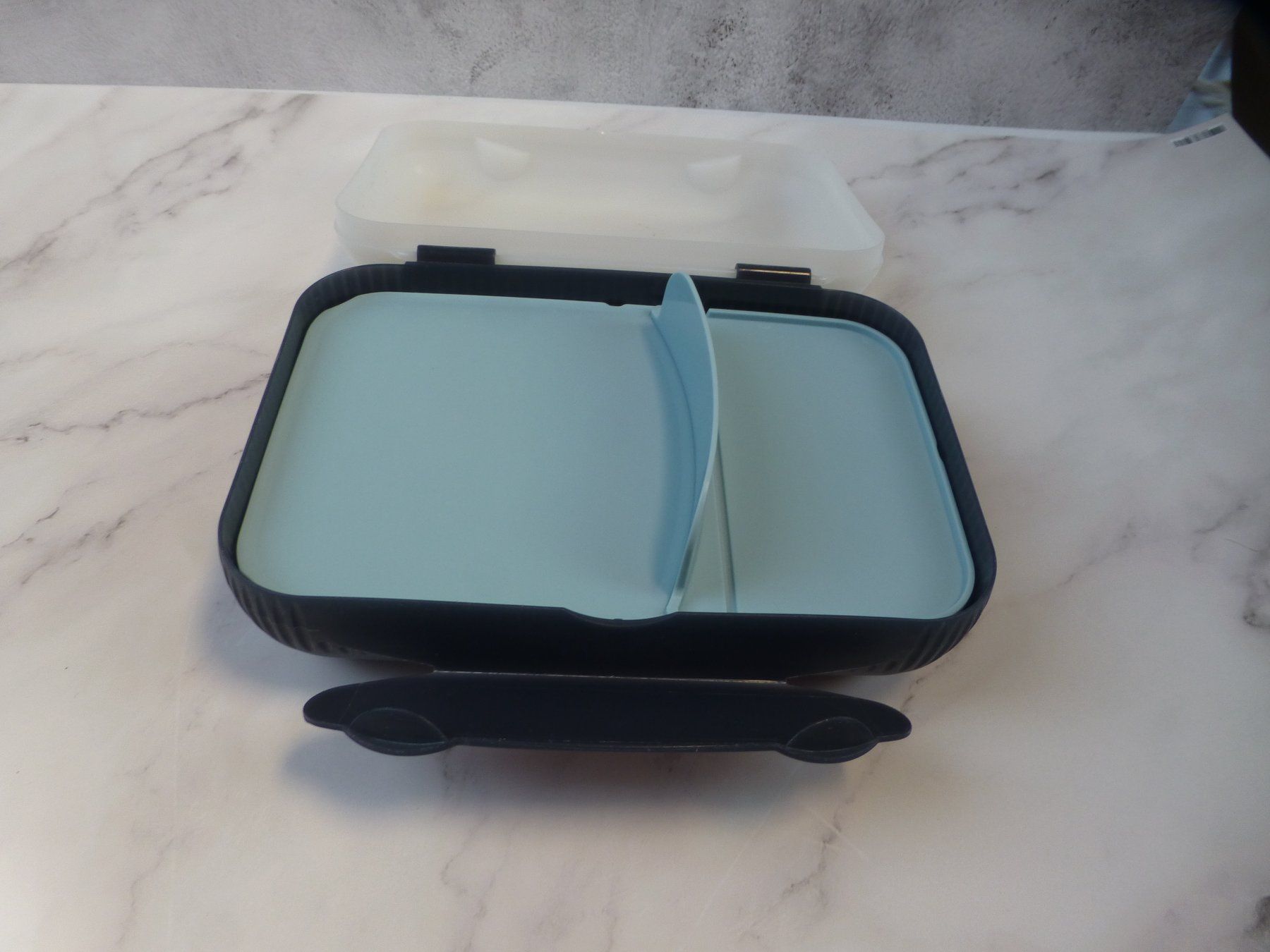 Tupperware Contenitori & Simili: Original Tupperware Znüni Box – Usato da Nassenwil venduto da ric_55ql 1