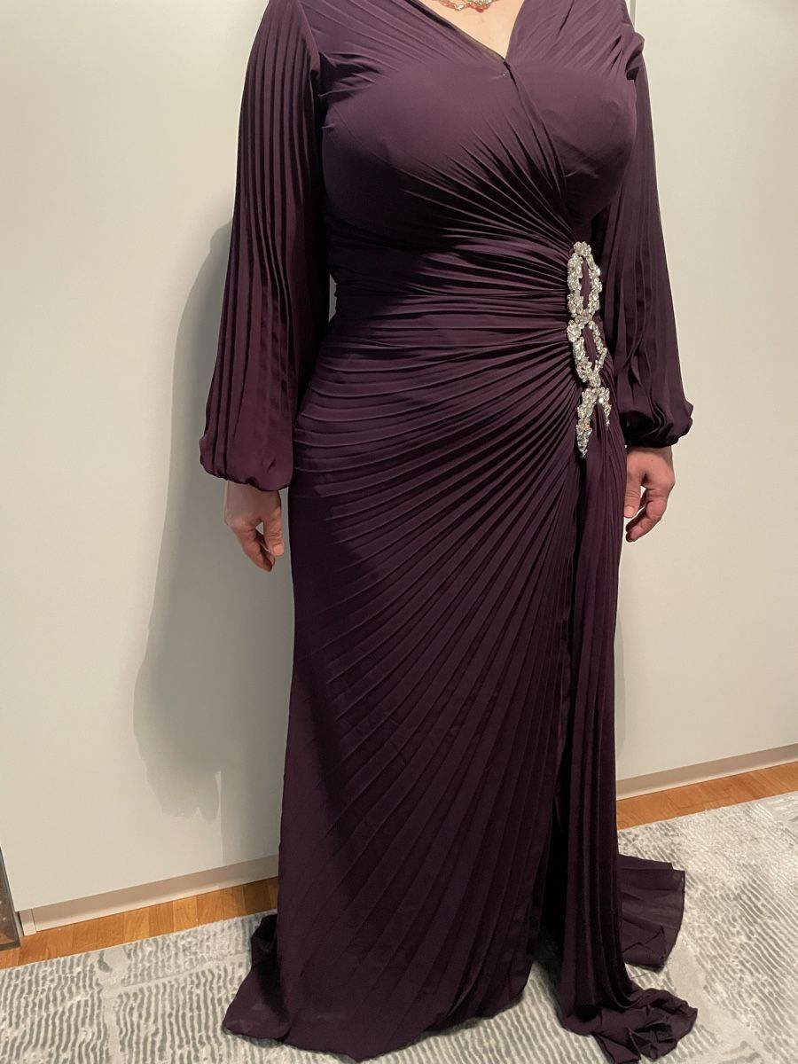 Vestiti: Abendkleid Gr 40 – Nuovo (secondo la descrizione) da Glattbrugg venduto da kar_7njd