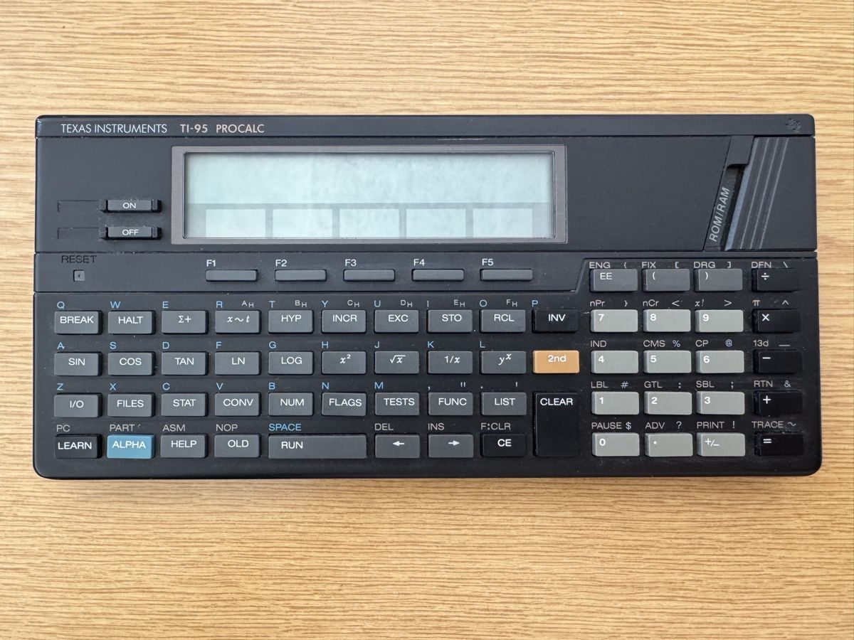 Texas Instruments Calcolatrici tascabili: Texas TI- 95 Taschenrechner – Usato da Reigoldswil venduto da pet_dj8f
