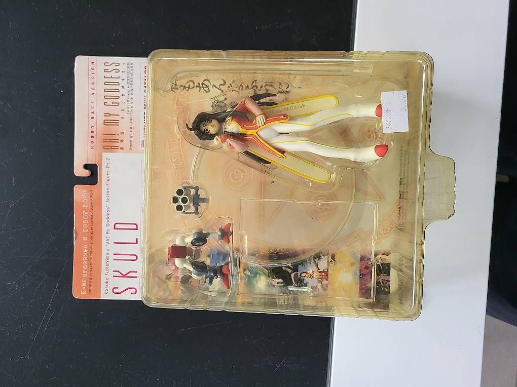 Statuette: Hobby base Ah! My Goddess Skuld Pt 2 – Usato da Champtauroz venduto da Ozu917