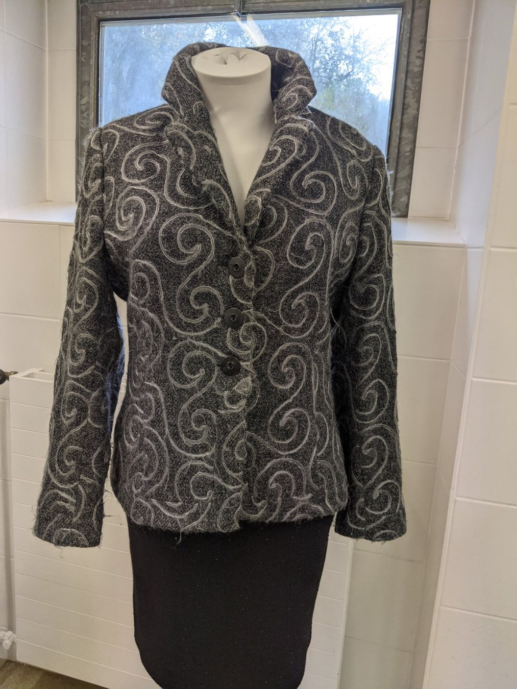 Giacche: Damen Blazer Gr 36 – Usato da Langnau am Albis venduto da Judithsebi