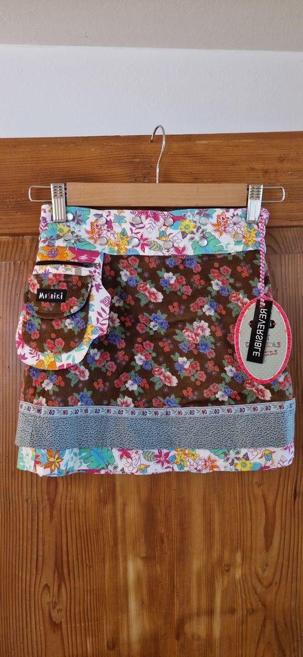 Moshiki Vestiti & Gonne: Moshiki Mini Choco Jupe Reversible – Nuovo e nell'imballaggio originale da Rifferswil venduto da maruna