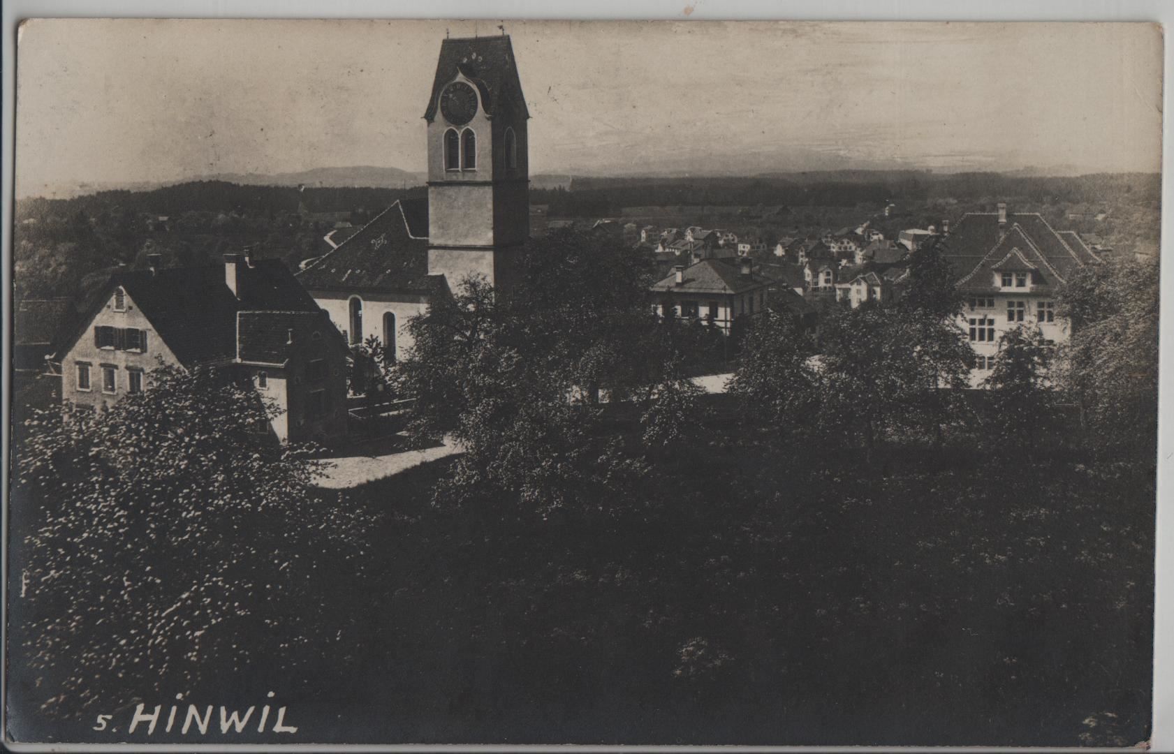Cartoline postali: Hinwil - Kirche und Sekundarschulhaus – Antico da Ettingen venduto da Kartenplanet