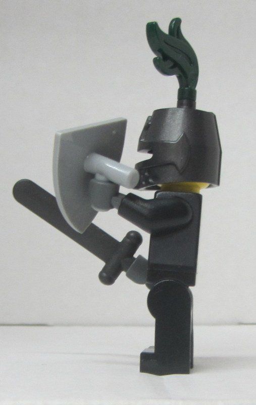 Lego Kit di costruzioni: LEGO Kingdoms cas493 " Dragon Knight Scale Mail with Chains. – Usato da Kreuzlingen venduto da heinrich7h 2
