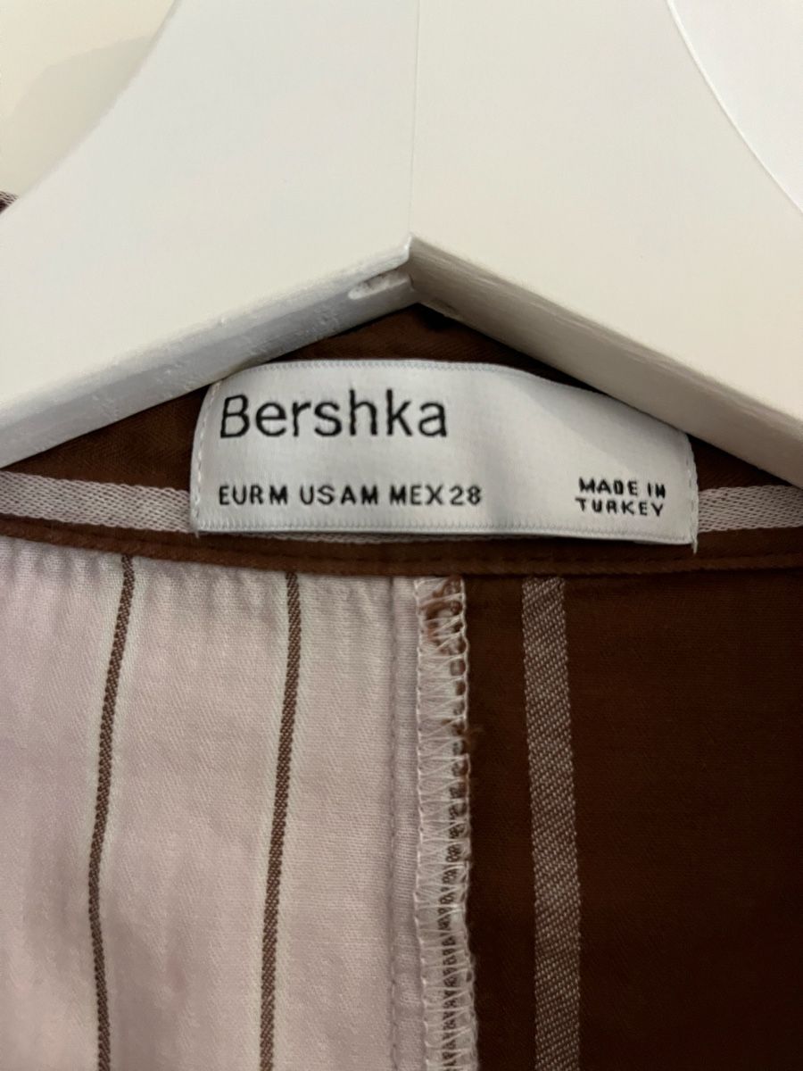 Bershka Chemisiers: Bershka Bluse, Gr. M, gestreift – D'occasion à Trin par lad_qxl2 2