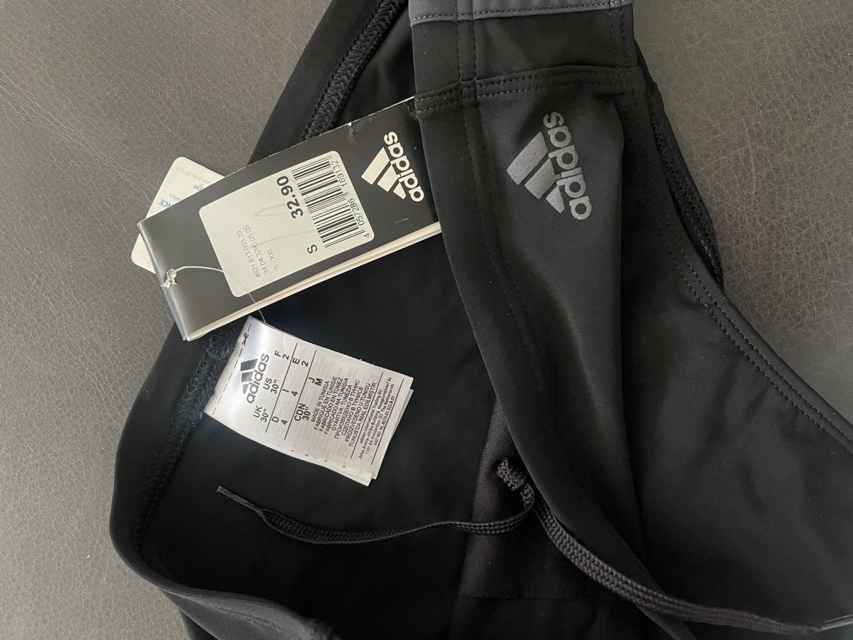 Adidas Pantaloni: Adidas Badehose Neu – Nuovo e nell'imballaggio originale da Dübendorf venduto da olh_rs5r 2