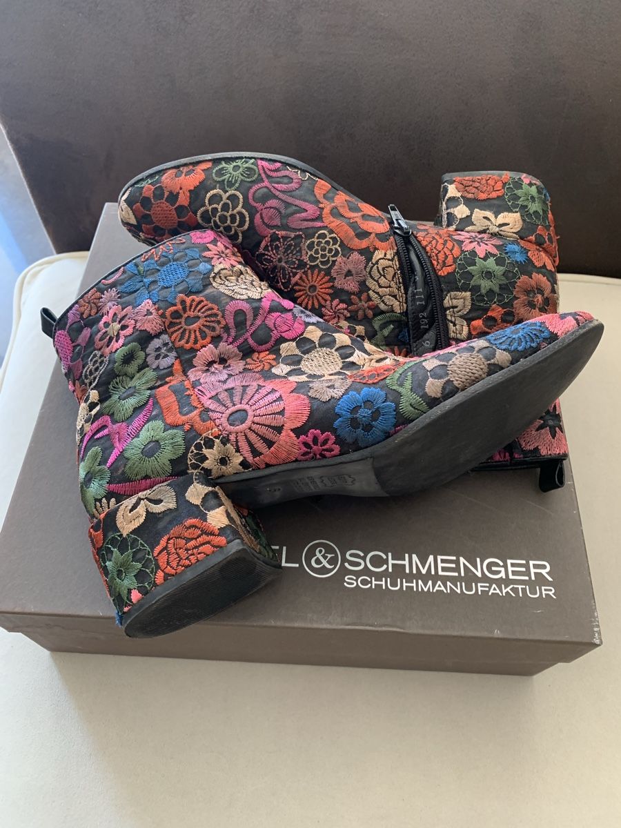 Kennel + Schmenger Chaussures femmes: Kennel & Schmenger Stiefeletten  – D'occasion à Bergdietikon par zor_856j 4