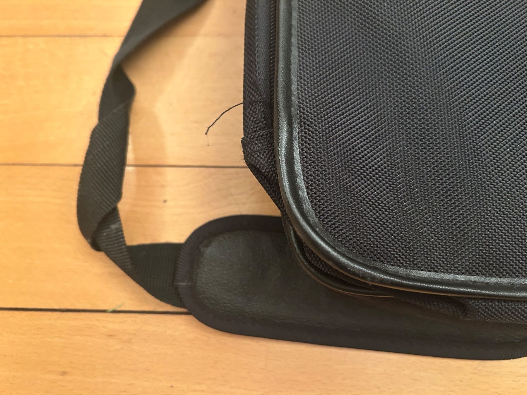 Monolith Valigie & Borse: Monolith Aktentasche aus robustem Nylon, NP 63.- – Usato da Rorschacherberg venduto da Svebe 5