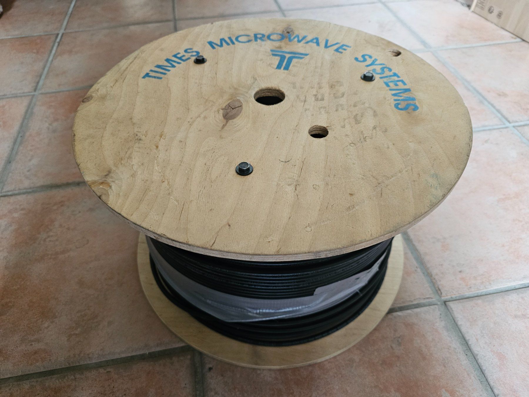 Cavi: Câble coaxial bobine environ 100m – Nuovo e nell'imballaggio originale da Yvonand venduto da Li_poch