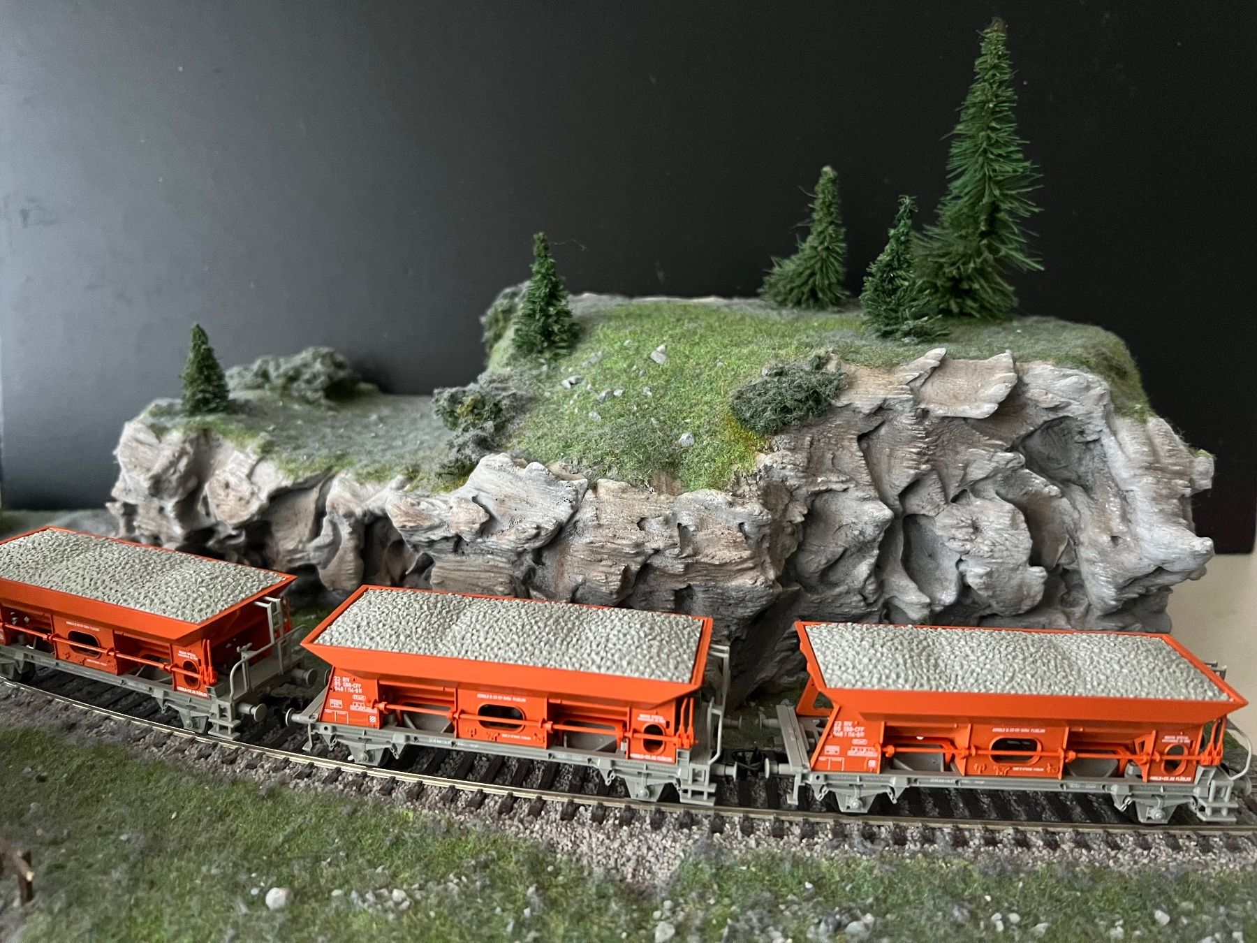Roco Modellini di ferrovie: 5 Roco Güterwagen HO WS – Nuovo e nell'imballaggio originale da Root venduto da Roll.48 1