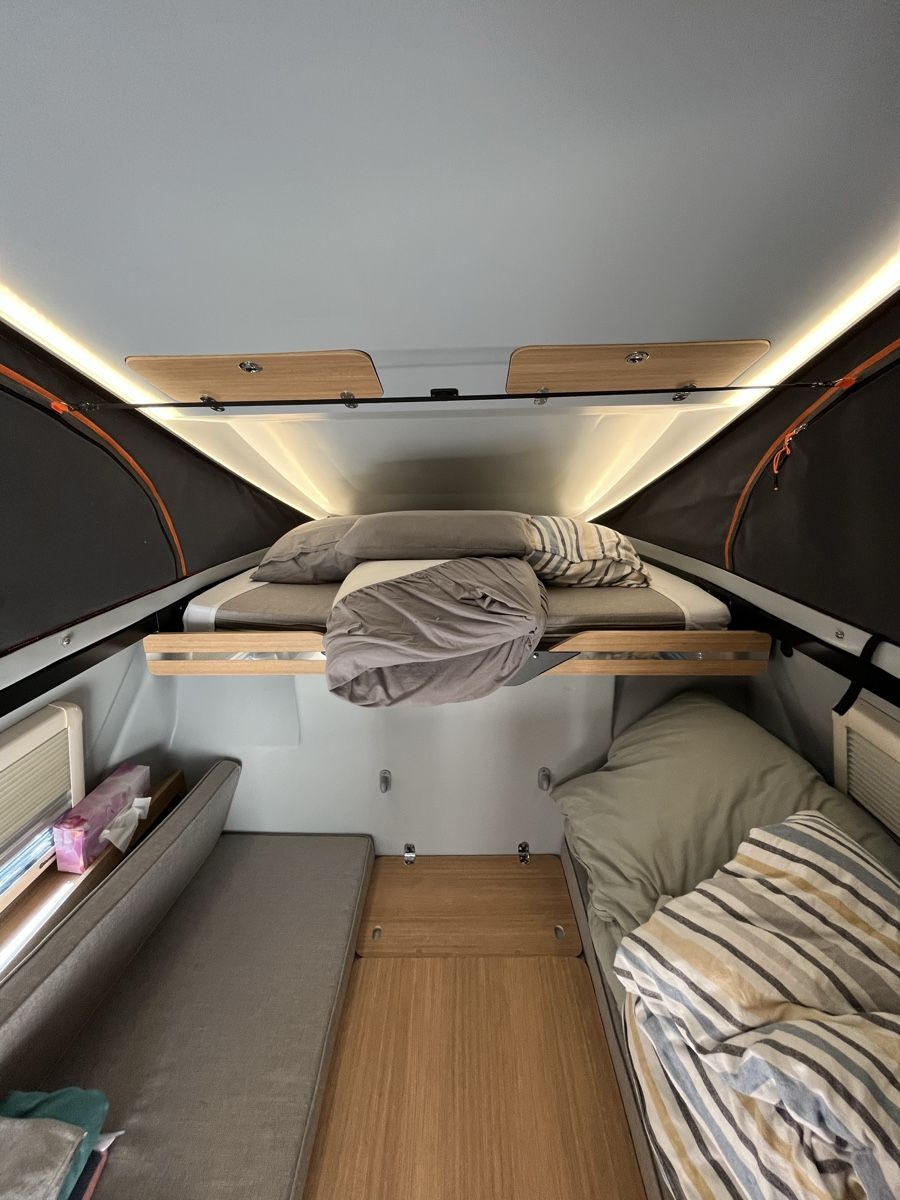 Isuzu Veicoli da campeggio: Isuzu Dmax N60ff avec cellule Stork camper – Usato da Yverdon-les-Bains venduto da Fdurussel 6