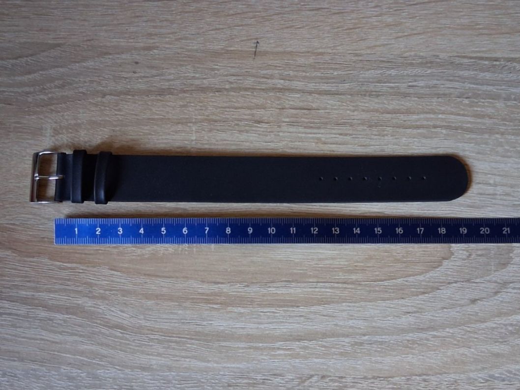 Bracciali & Braccialetti: 22mm Bracelet de montre en cuir – Nuovo (secondo la descrizione) da Biel/Bienne venduto da mod_c76f