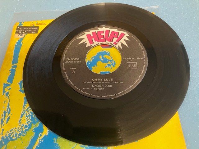 Vinyles: Under 2000 – D'occasion à Aarwangen par Jukebox3 3