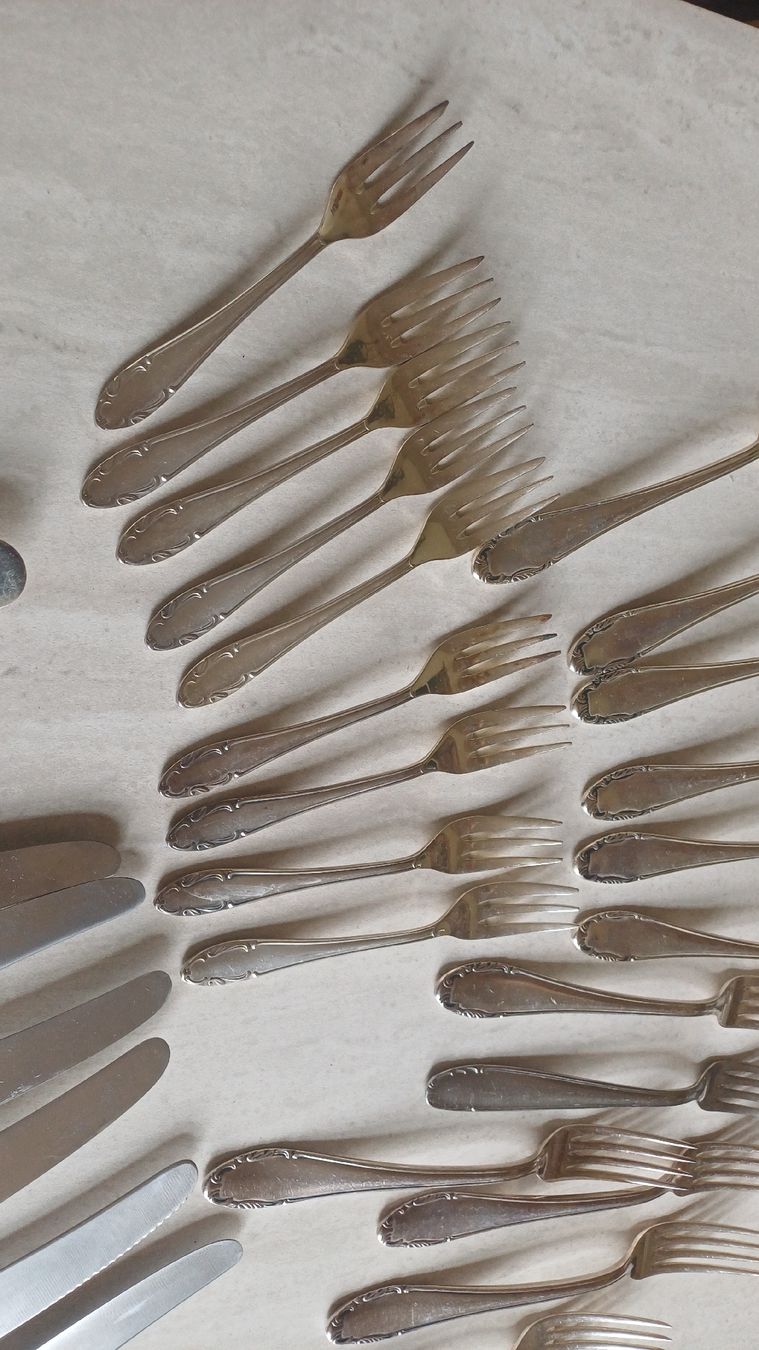 Set di posate: Schönes  Silberbesteck  – Usato da Flawil venduto da Naphtali 2