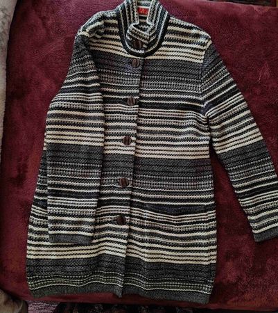 veste cardigan maille chaude  marque Devernois Paris t. 40