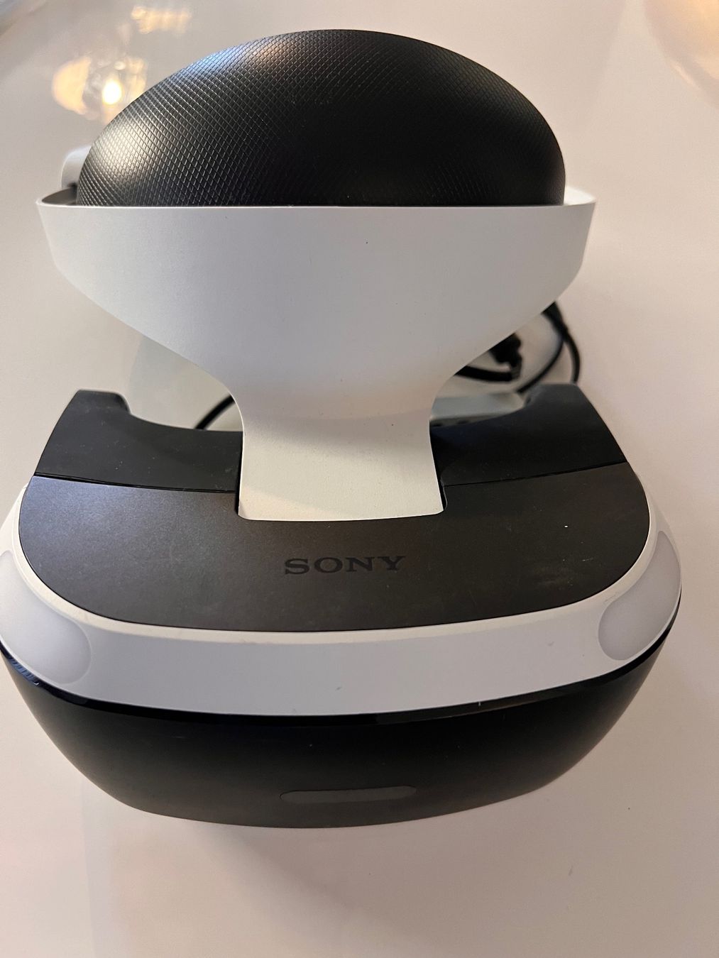 Sony Console: PS4 Pro mit VR Brille, Camera, 2 Controller, Aim Controller – Usato da Meilen venduto da remitrom 2