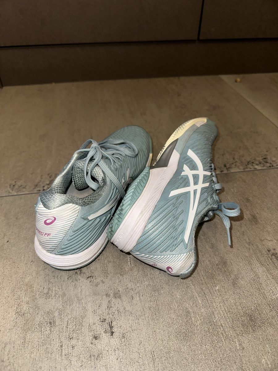 Asics Scarpe da donna: Chaussures de sport ASICS – Usato da Martigny venduto da mar_yt85 1