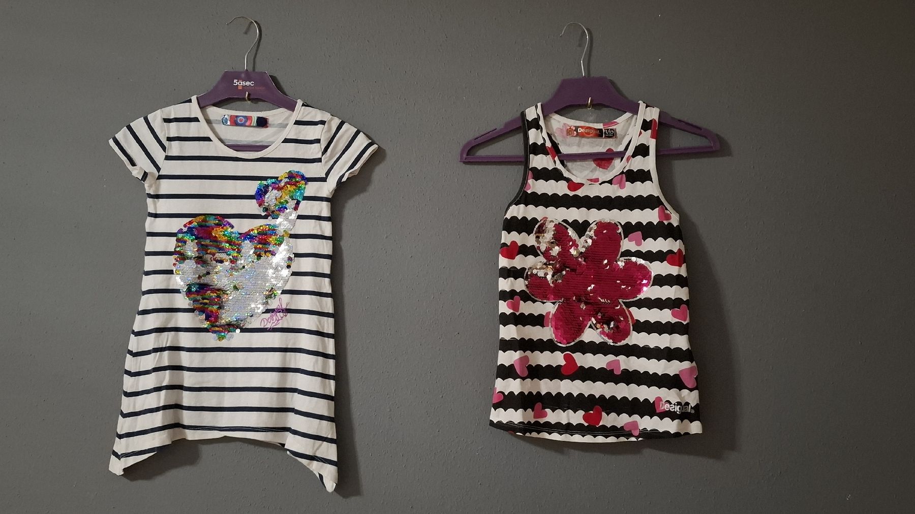 Desigual Blouses, T-shirts & Tops: T-shirt Desigual – Neuf (Voir description) à Meyrin par Maribel81