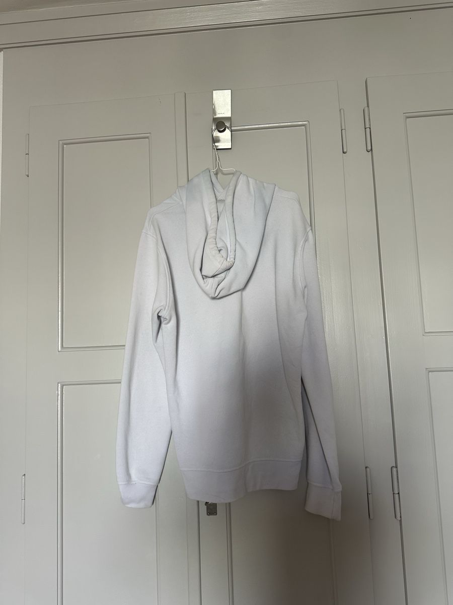 H&M Pulls & Sweat-shirts: Kapuzenpullover grau Grösse M Gebraucht – D'occasion à Bern par tradeforpeace 1