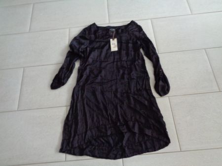 NILE KLEID GR.S  *NEU*