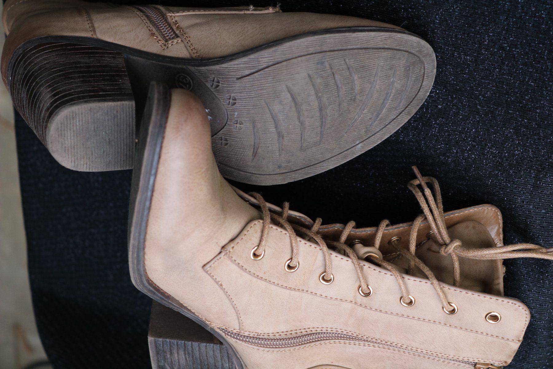 Scarpe da donna: Stiefeletten – Usato da Frick venduto da Beni58 4