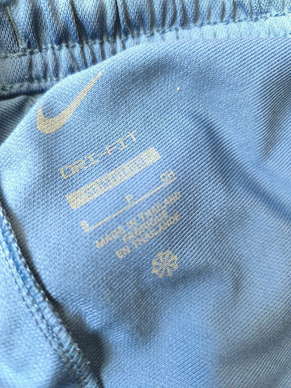 Nike Pantaloni: Nike Dri-Fit Trainerhose Grösse S – Usato da Oberdiessbach venduto da Zwerg82 2