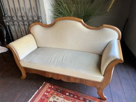 Biedermeier-Sofa, hellbeige, Stoff guter Zustand 